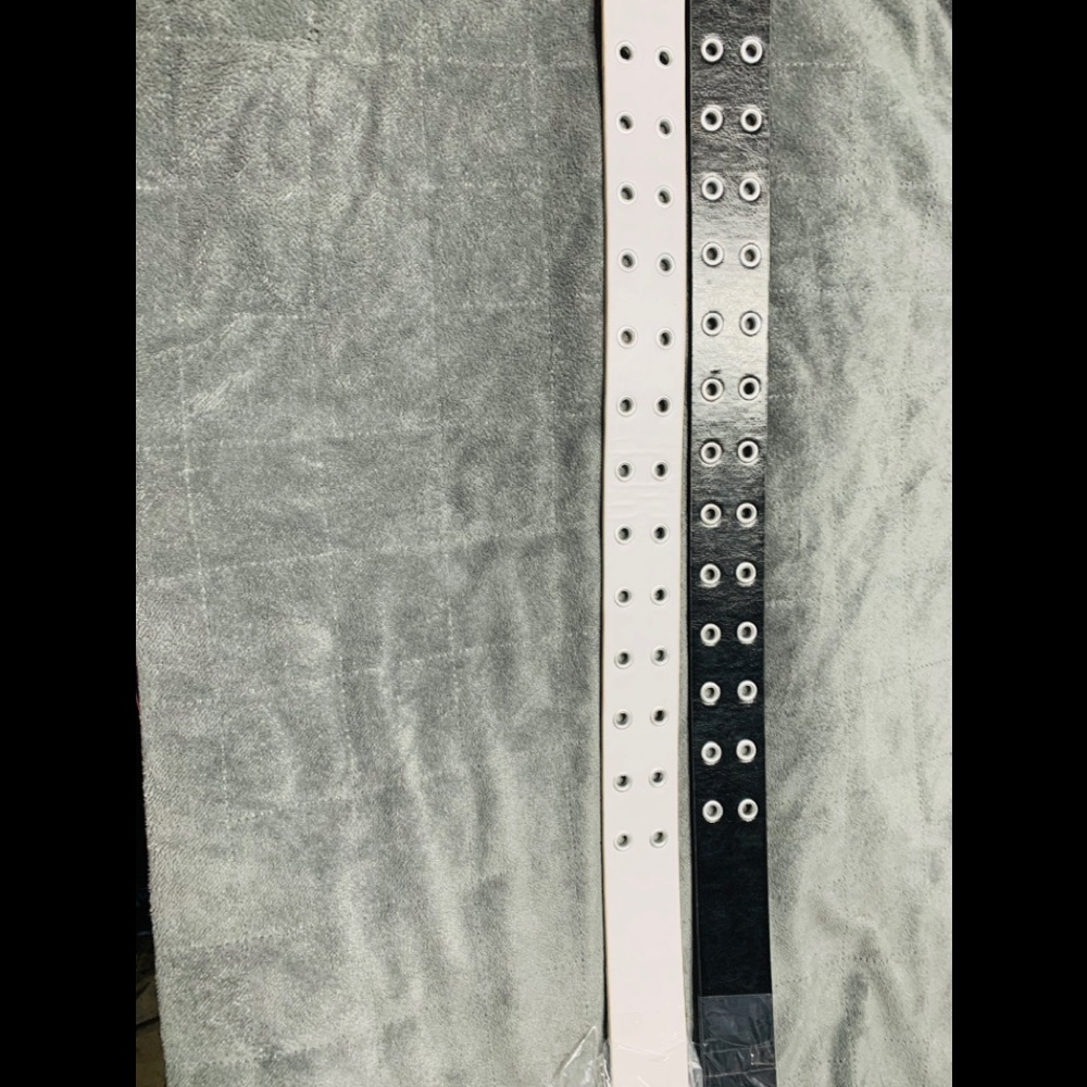 2 simple belts - Picture 2 of 5
